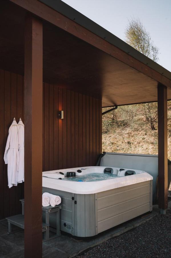 Frances' Sketch Pad With Hot Tub Apartment Fort William Ngoại thất bức ảnh